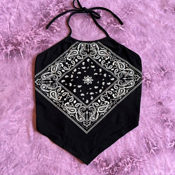 Fashion Magazine Tops - Y2K Black and White Halter tie back Bandana Hankie crop Top size large